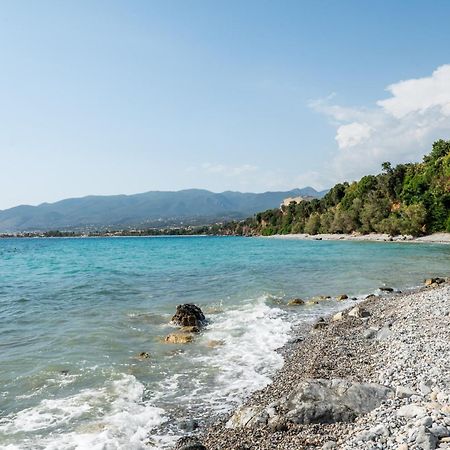 カラマタ Thea Seaview Luxury Livingヴィラ エクステリア 写真