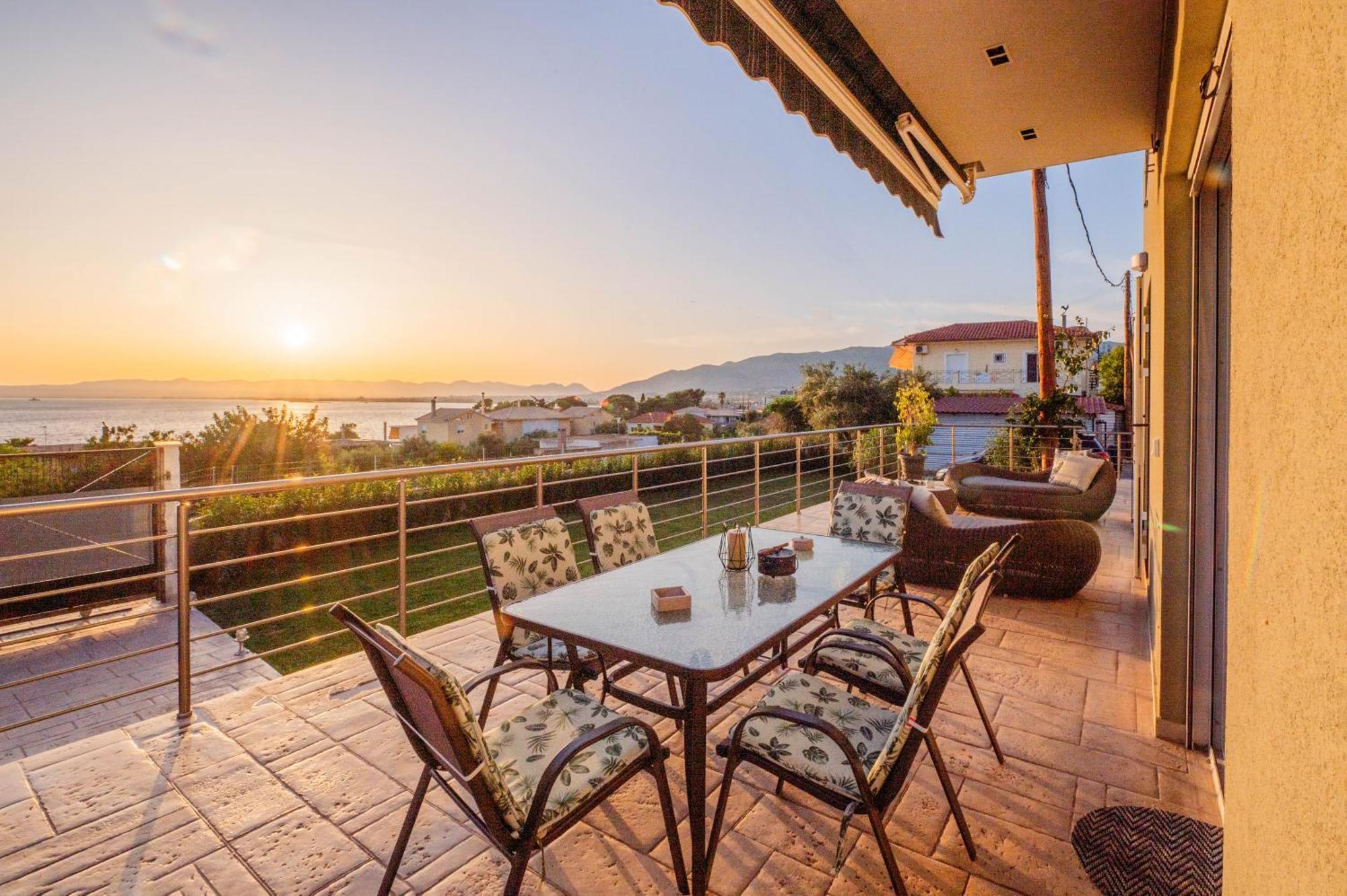 カラマタ Thea Seaview Luxury Livingヴィラ エクステリア 写真