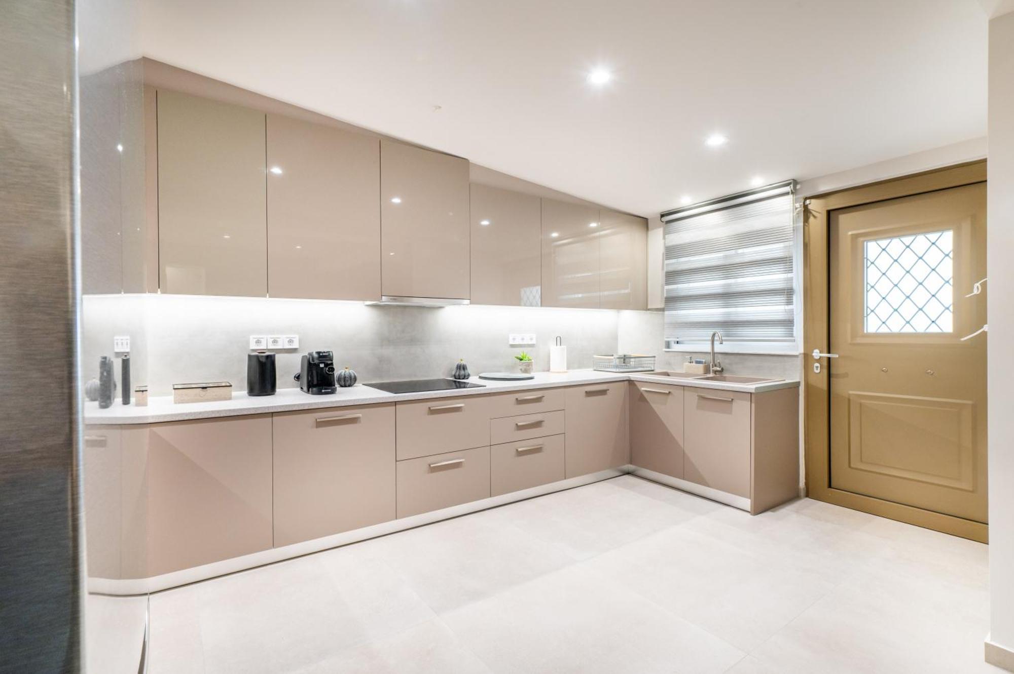 カラマタ Thea Seaview Luxury Livingヴィラ エクステリア 写真