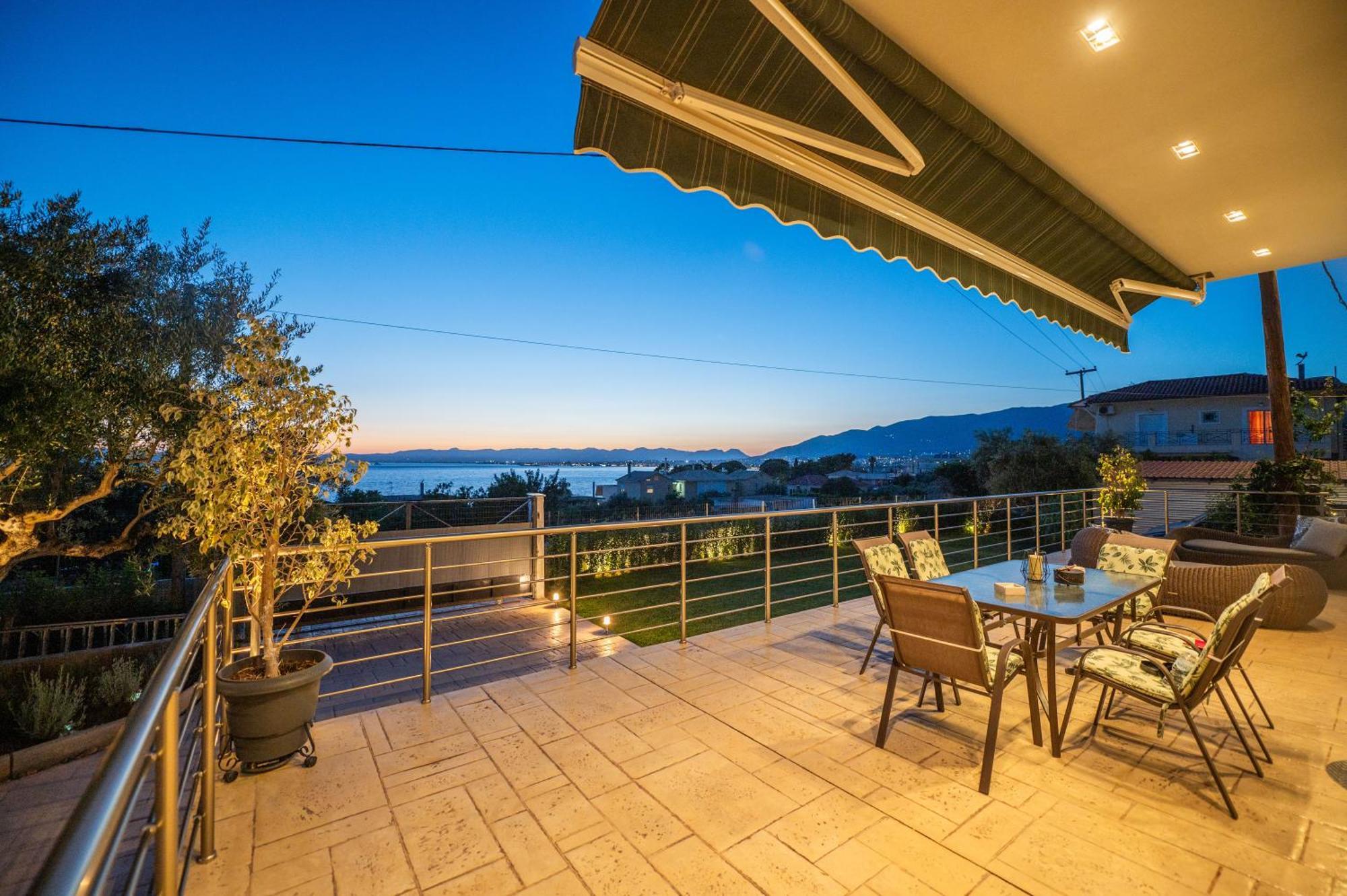 カラマタ Thea Seaview Luxury Livingヴィラ エクステリア 写真