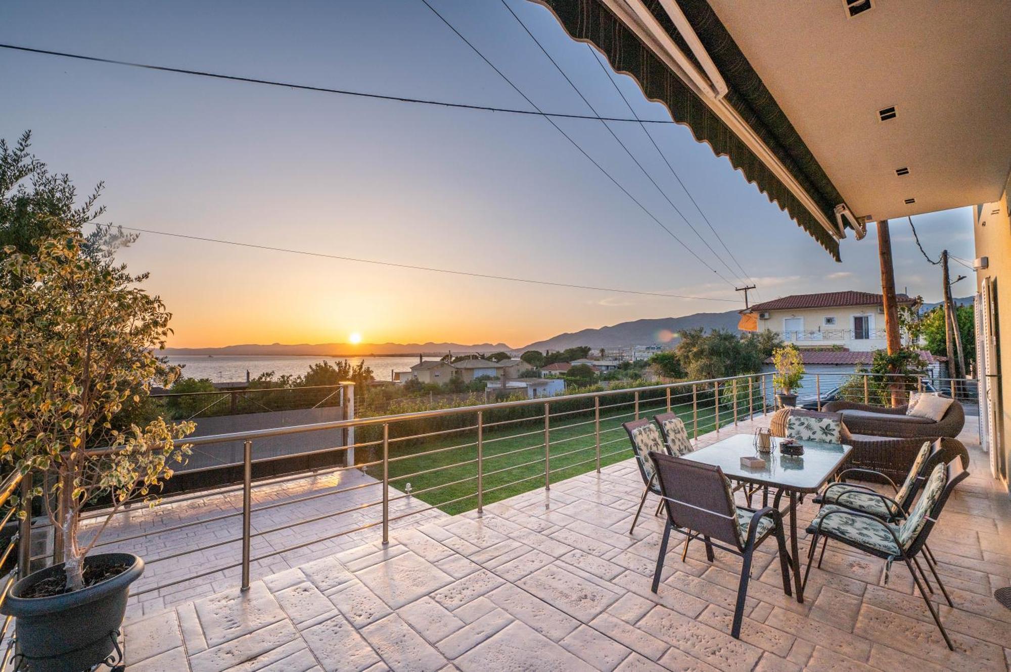 カラマタ Thea Seaview Luxury Livingヴィラ エクステリア 写真